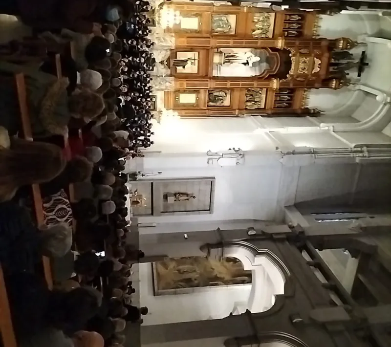 Concierto del coro de San Jerónimo el Real en la Iglesia de Santa Teresa y San José a beneficio de Manos Unidas