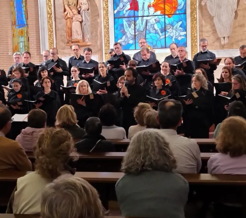 Concierto "In Memoriam" de la Coral ITER a beneficio de Manos Unidas en 2025