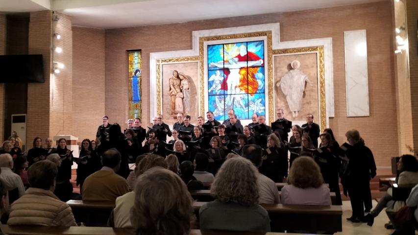 Concierto "In Memoriam" de la Coral ITER a beneficio de Manos Unidas en 2025