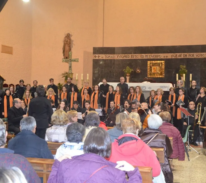 Concierto de Manos Unidas en Santísimo Sacramento. Coral ITER