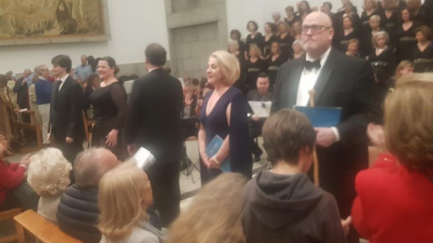 Concierto del coro de San Jerónimo el Real en la Iglesia de Santa Teresa y San José a beneficio de Manos Unidas