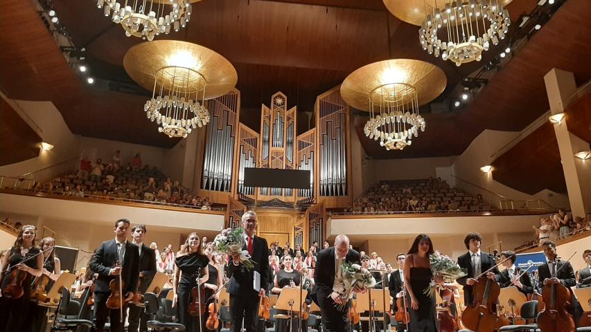 VIII concierto Voces Unidas de la orquesta de la JMJ a favor de Manos Unidas