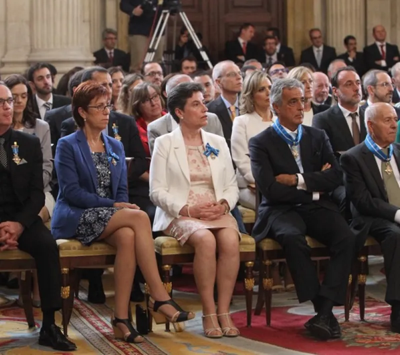 La delegada de Manos Unidas en Ceuta en la entrega de la Orden del Mérito Civil