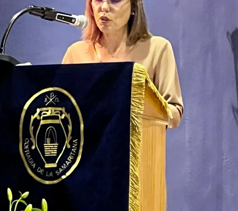 consuelo hablando