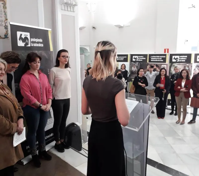 Inauguración de la exposición "La Mujer del Siglo XXI" de Manos Unidas Valencia en la Facultad de Enfermería de la UCV