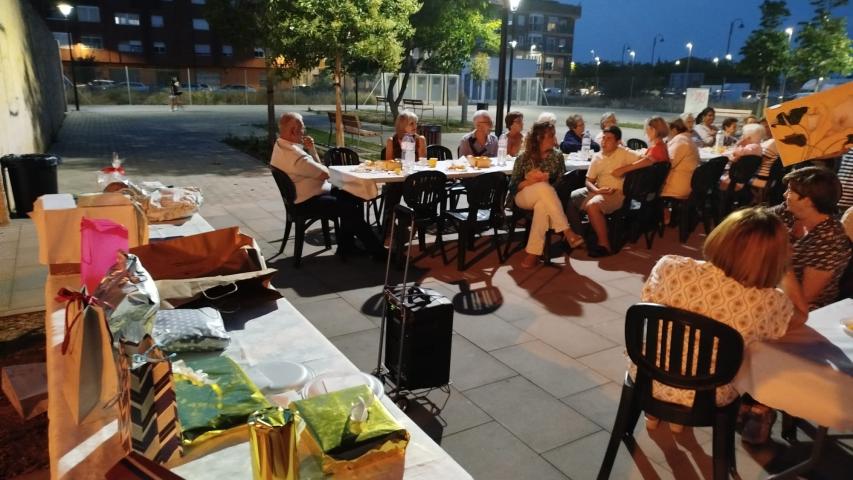 d470e53f b42e 4f52 aab2 0d247b6381d8