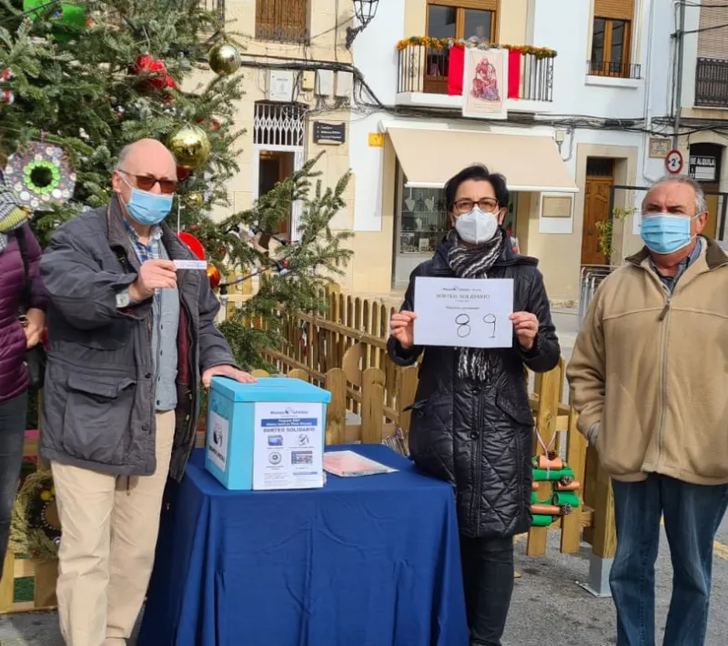 Sorteo Solidario en la comarcal de Benissa de Manos Unidas Valencia.