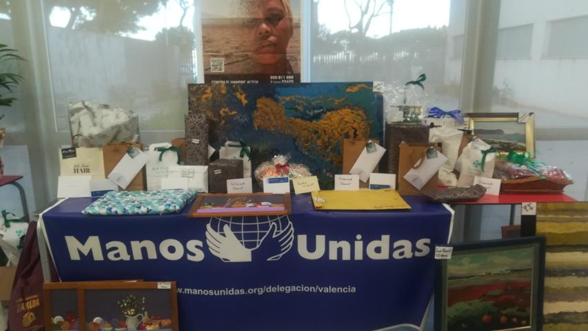 Cena del hambre en la comarcal de Manos Unidas Valencia en Foyos.