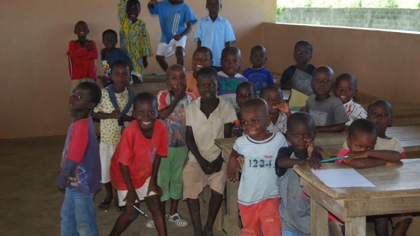Niños del Basurero de Akouedo en Costa de Marfil
