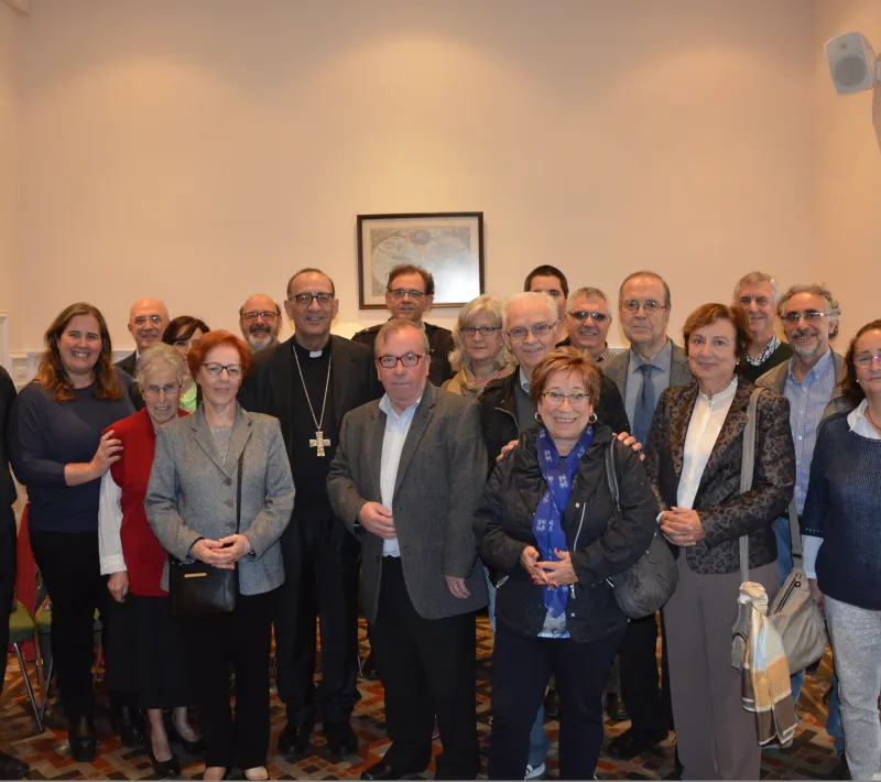 Visita del Arzobispo de Barcelona a Mans Unides Barcelona