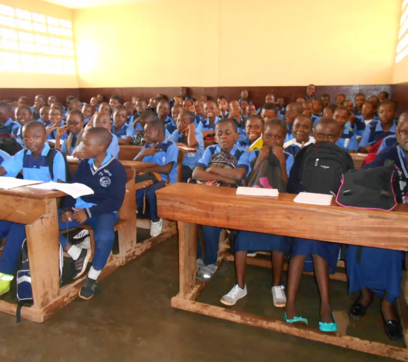 Mejora de la educación bilingüe en zona musulmana en Centro de San Abraham. 1ª Fase. Camerún.