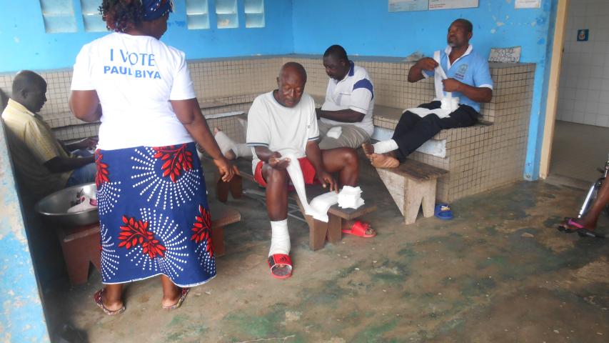 Atención sanitaria de calidad para una barriada pobre en Camerún. Manos Unidas Valencia
