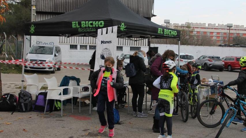duatlon solidario parla recogida de dorsal
