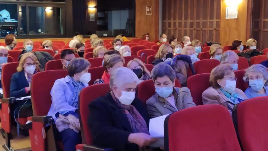 Asistentes a la Asamblea Diocesana Anual de Manos Unidas Valencia.