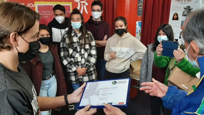 Entrega 3er premio Clipmetrajes MU 2020 al  Colegio Joaquín Rodrigo de Madrid