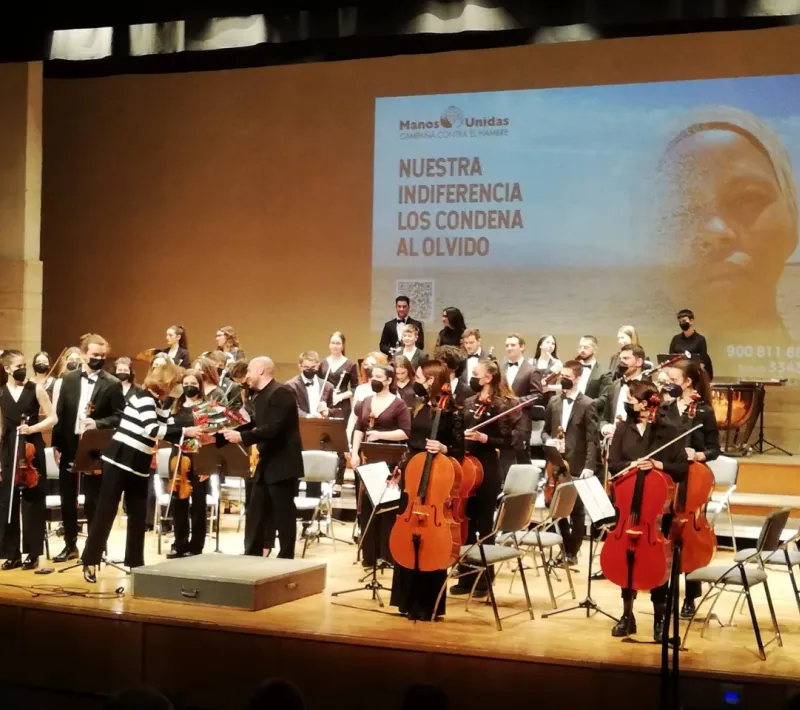 entrega ramo concierto