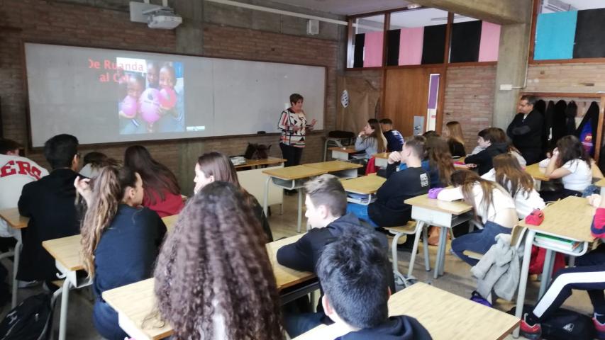 La Escuela Verge de la Salut con Manos Unidas