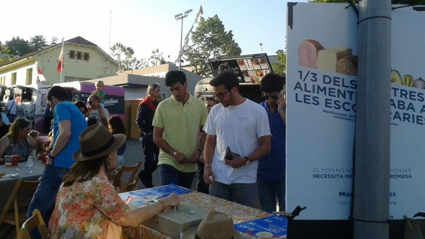 Zona donde se podían adquirir los tickets para consumir en los food trucks