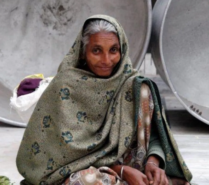 Exposición de fotografía "24 horas en la vida de una mujer en India", de Javier Cuadrado. En Manos Unidas Valencia