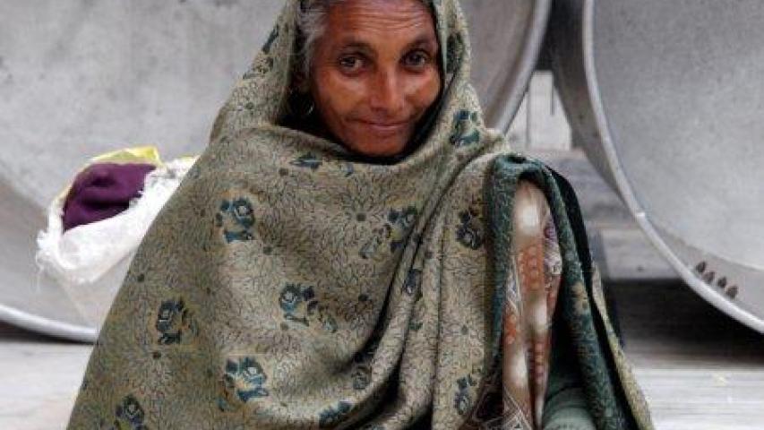 Exposición de fotografía "24 horas en la vida de una mujer en India", de Javier Cuadrado. En Manos Unidas Valencia