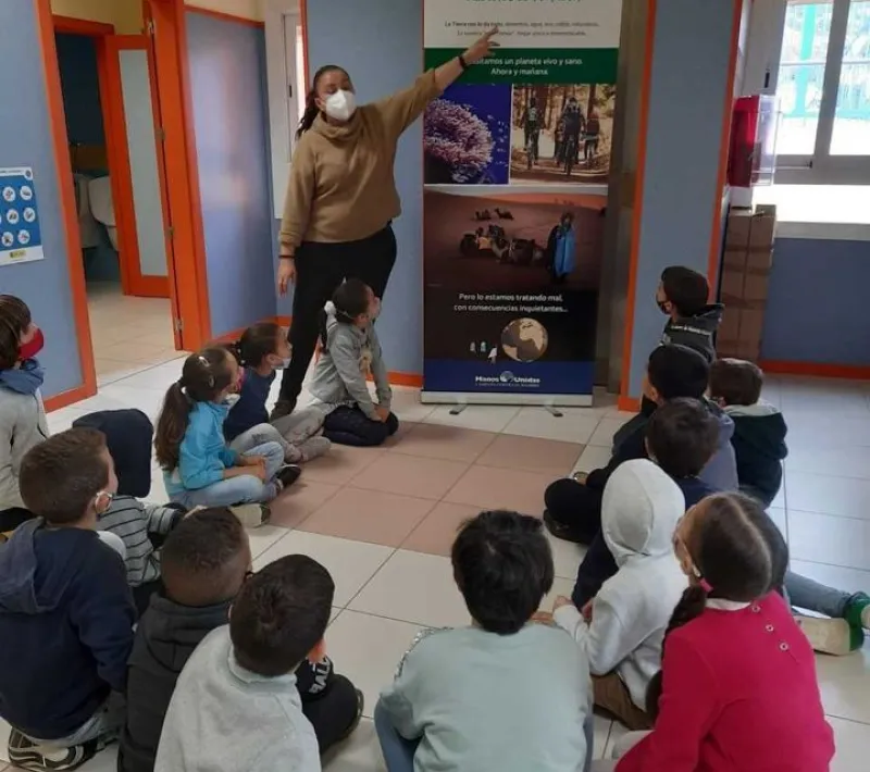 Exposición "Cuidemos el Planeta" en el CP Sierra Oeste de Sta. María de la Alameda (Madrid)