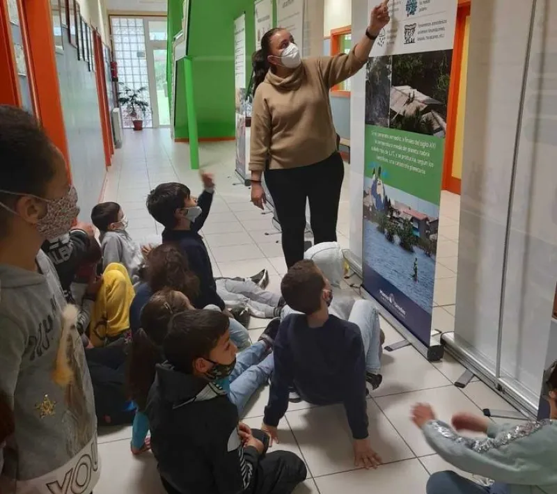 Exposición "Cuidemos el Planeta" en el CP Sierra Oeste de Sta. María de la Alameda (Madrid)
