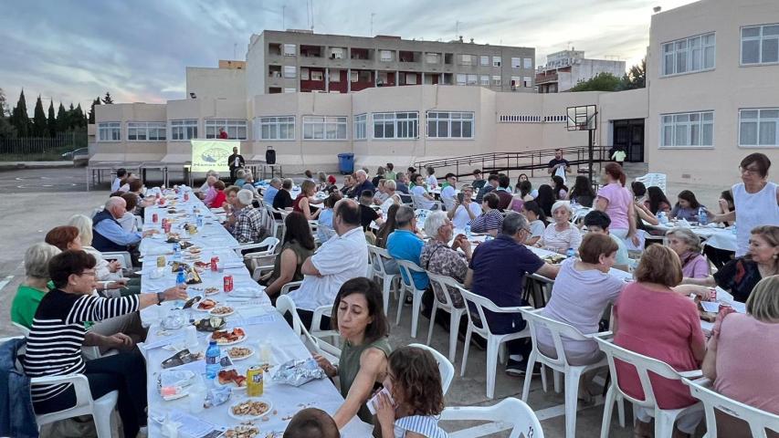 Cena del hambre de la comarcal de Manos Unidas Valencia en Canals.