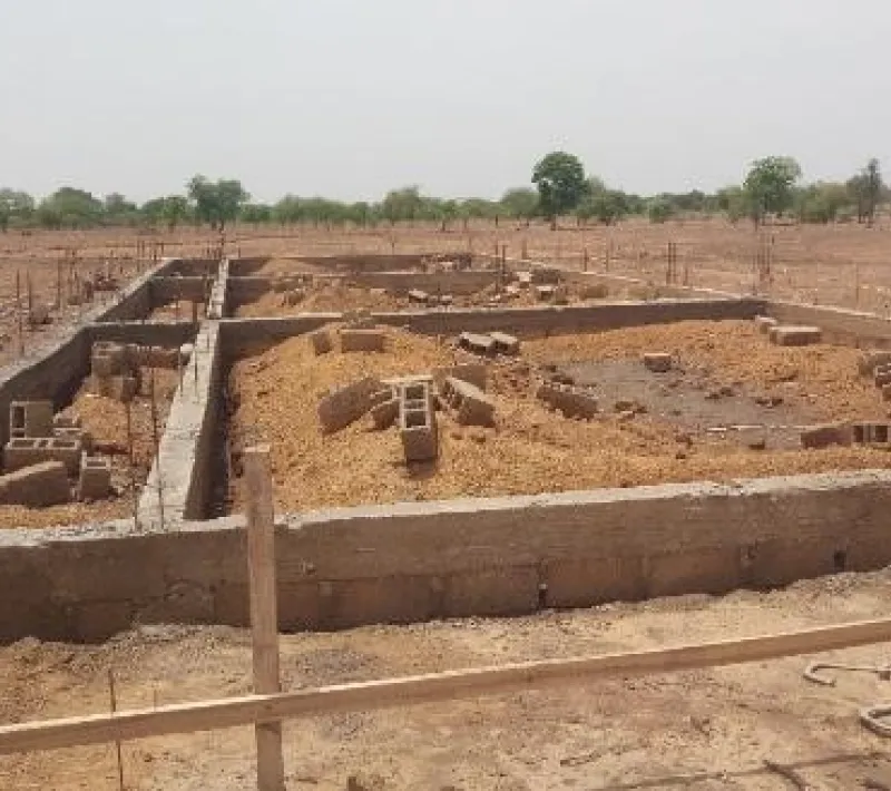 Construyendo la escuela