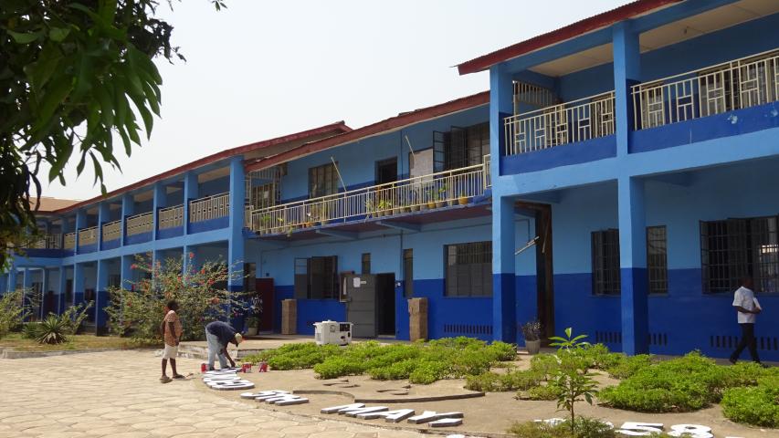 Favorecimiento del acceso universal y equitativo a educación secundaria en Borborkomboh. Sierra Leona.