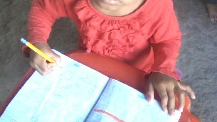 El Ayuntamiento de Onteniente colabora con Manos Unidas para escolarizar a niños de Honduras.