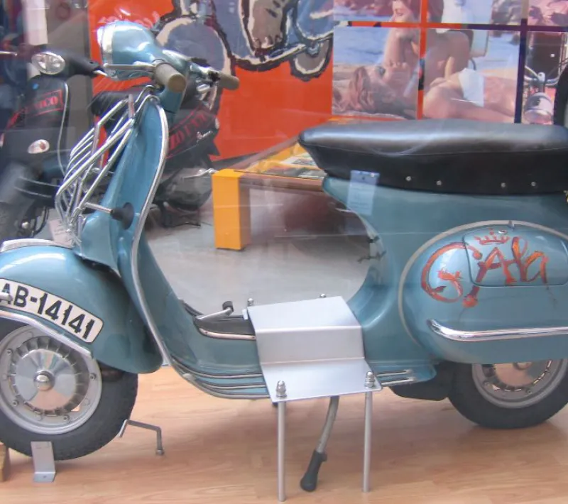 60 aniversario del viaje que inspiró el libro: 'En 79 días. Vuelta al mundo en Vespa'