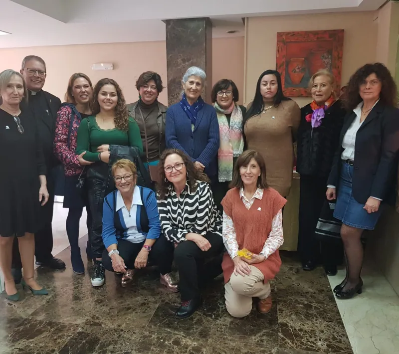 foto grupo con consiliario y dele. murcia