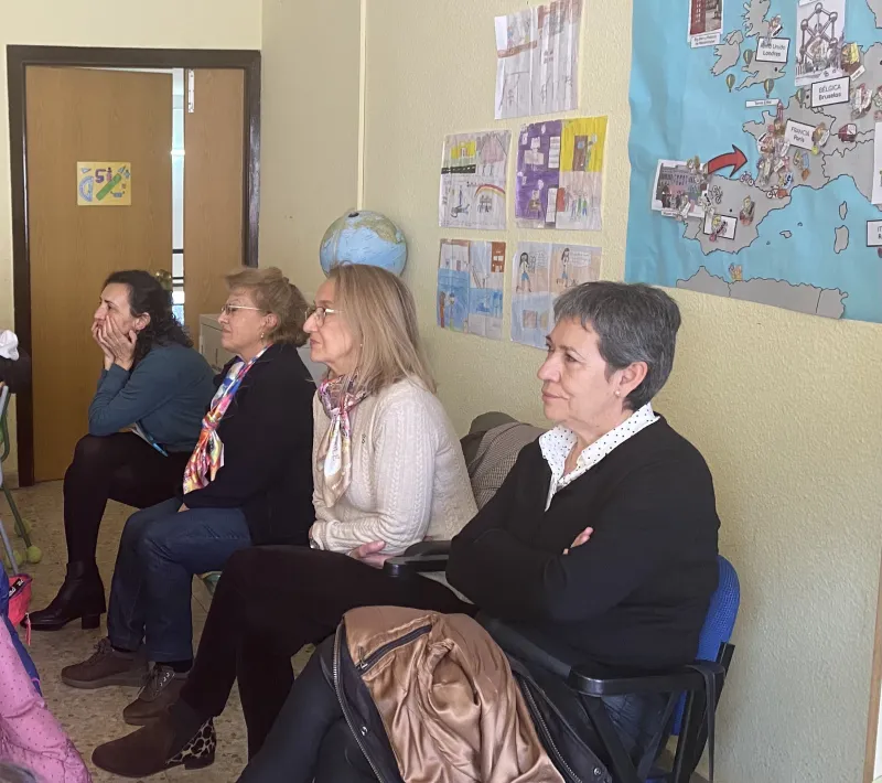 Voluntarios y profesorado de El Doncel