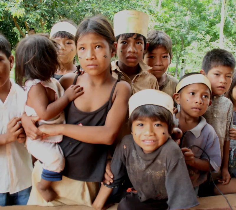grupo de ninos paraguay