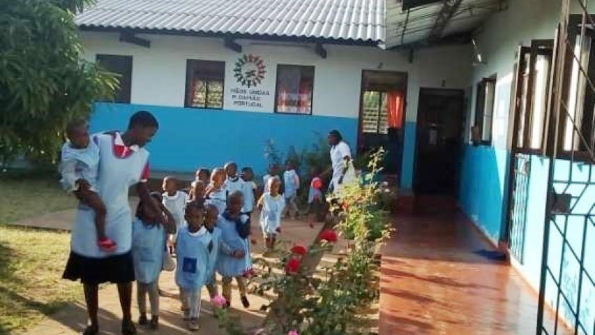La empresa valenciana Gestinmédica apoya la educación de calidad en una escuela de Mozambique