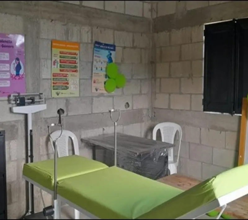 gua77610 equipo salud