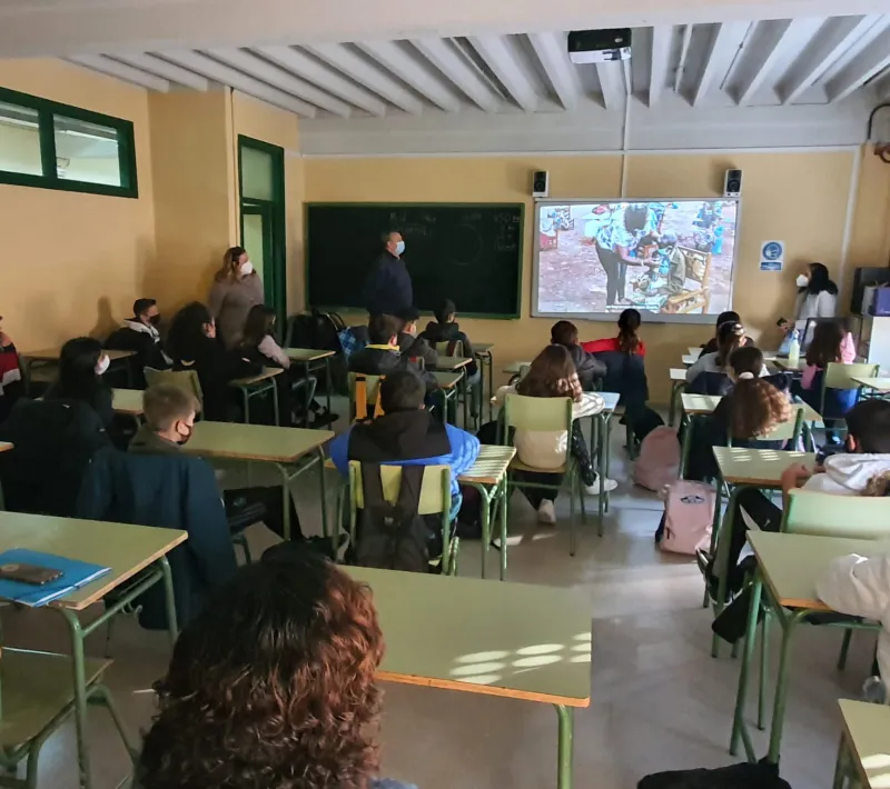 ies victoria kent1