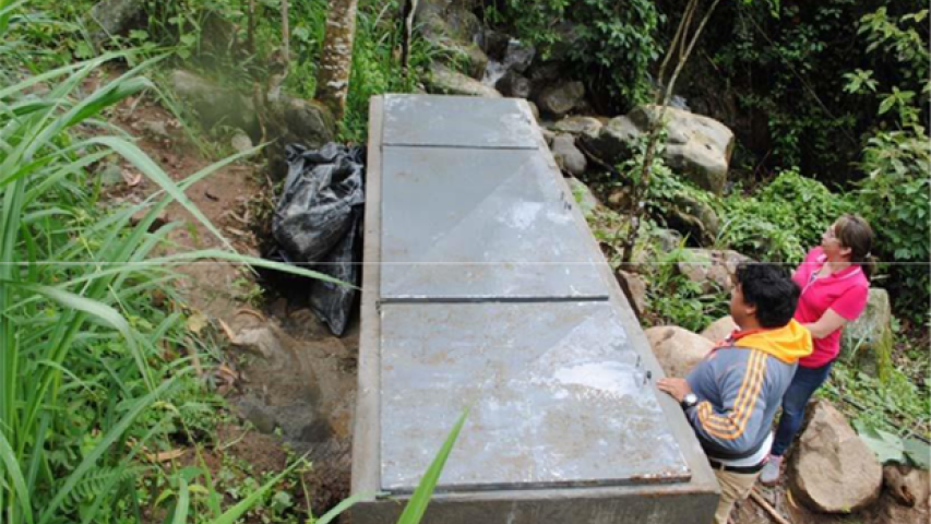 Agua potable y para riego para mejorar la producción agrícola a comunidades con altos índices de pobreza en Ecuador. Manos Unidas Valencia