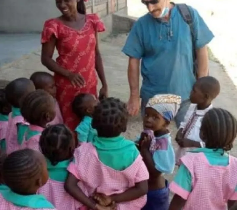 Proyecto Educativo África