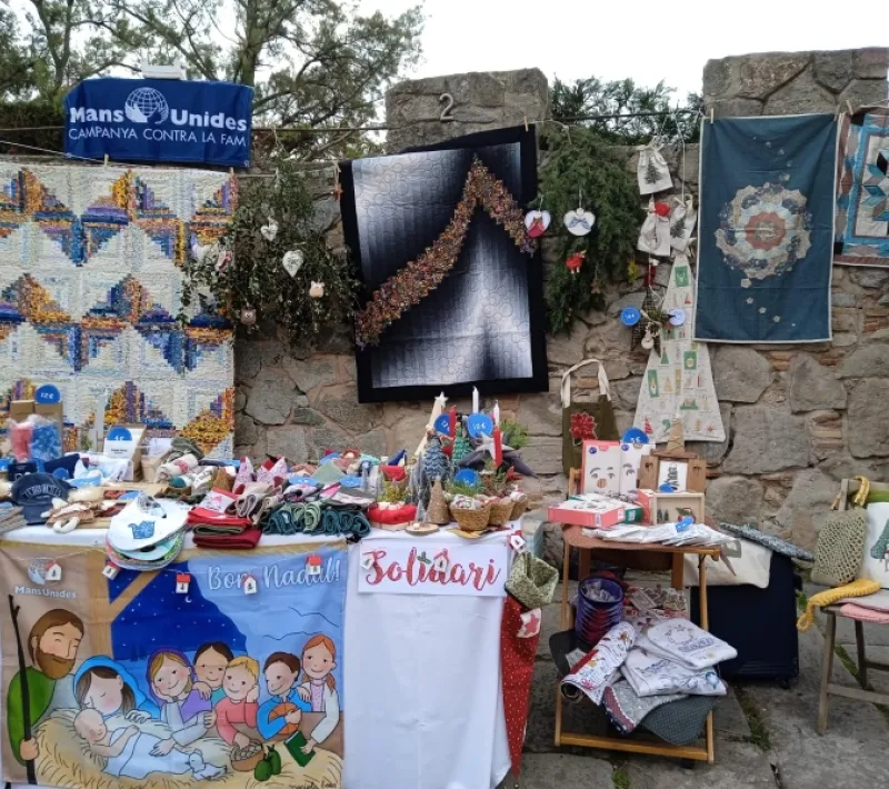 Tenderete en el Mercado Solidario de Navidad de Pedralbes