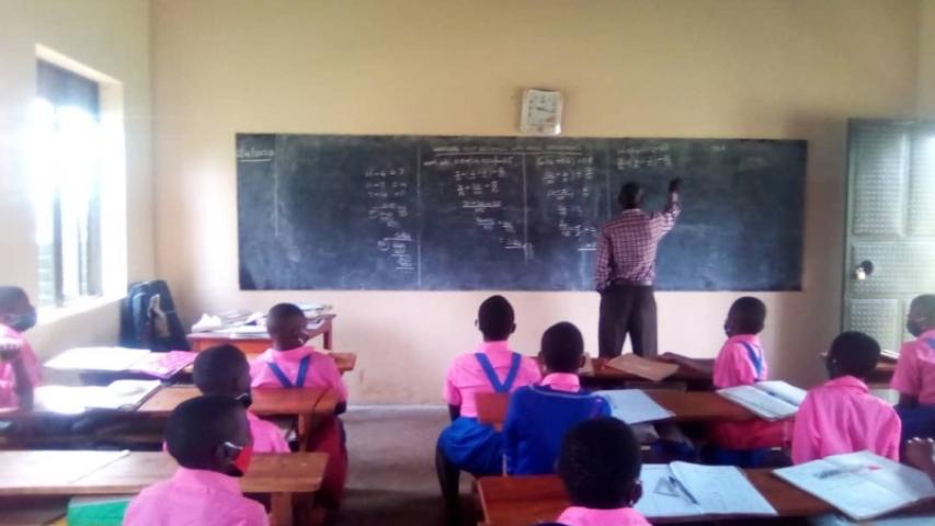 Proyecto Educativo África