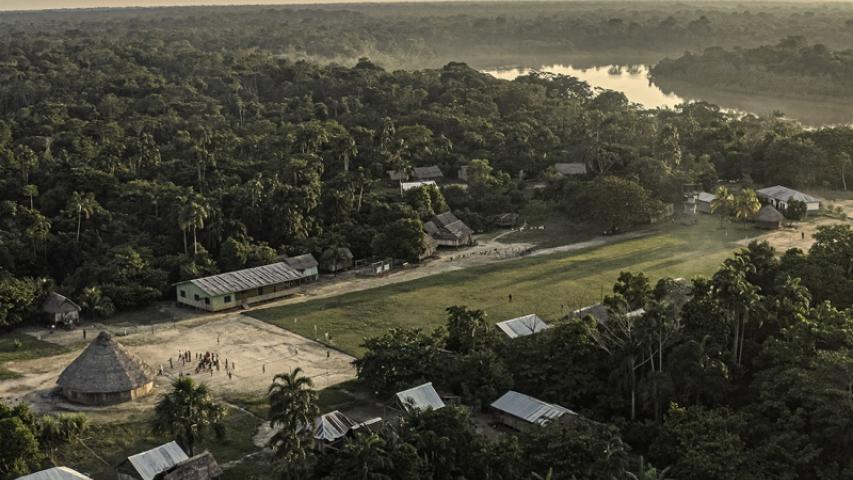 Manos Unidas ONG - Quico Taronjí en la Amazonía - Espectacular vista área de la cuenca del Amazonas