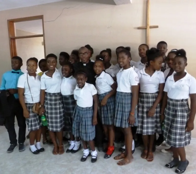 P. Fredy Elie, Albergue de los Niños de la Esperanza