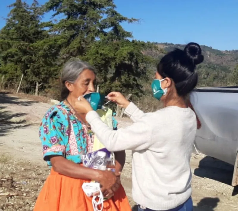 Foto de actividades sanitarias, formativas y de protesta social en Guatemala