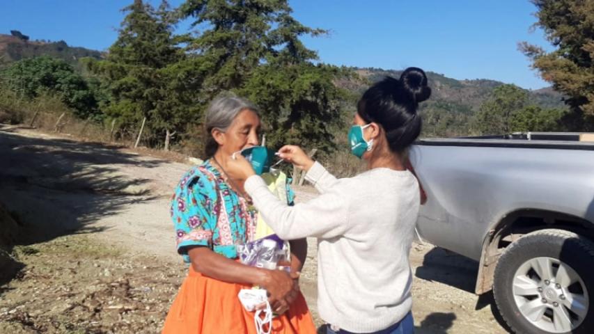 Foto de actividades sanitarias, formativas y de protesta social en Guatemala