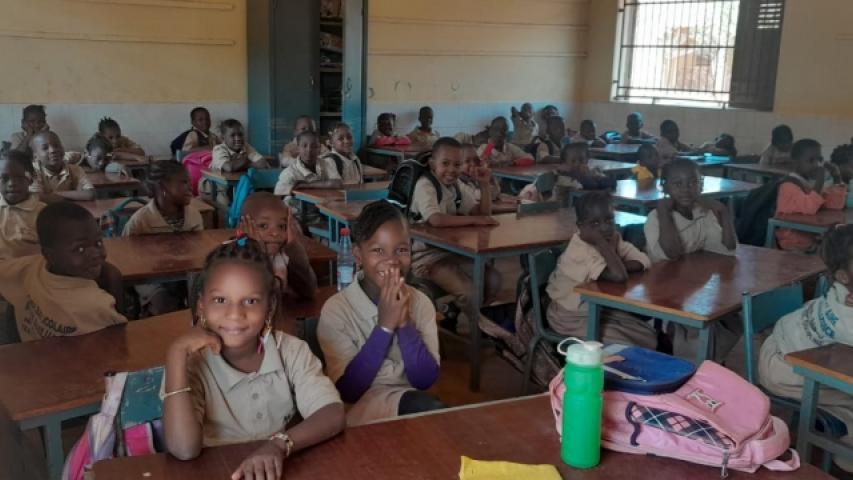 Beneficiarios de educación primaria.