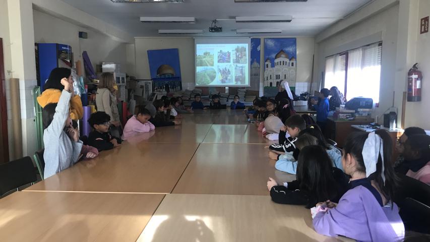 Alumnos de primaria CEIP San Pedro Apóstol.