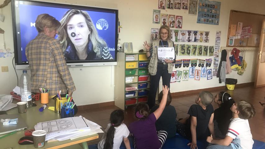 Visita colegio Carrascosa. Elena Garvía y Ana María Velasco.