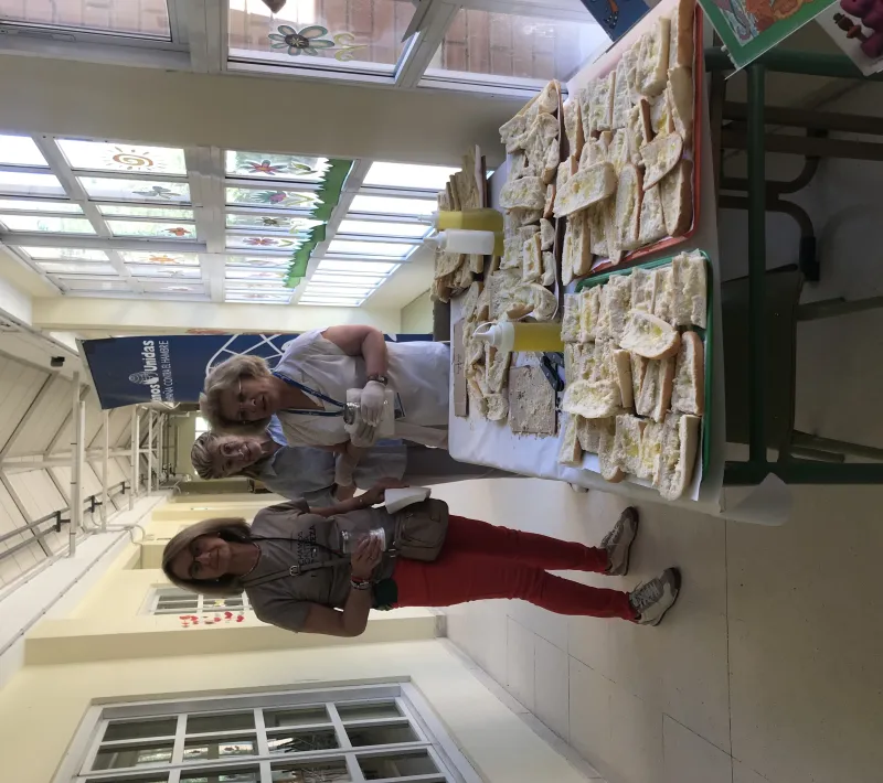 Bocadillo solidario el día 9 en "Parchís"  organizado por Manos Unidas.