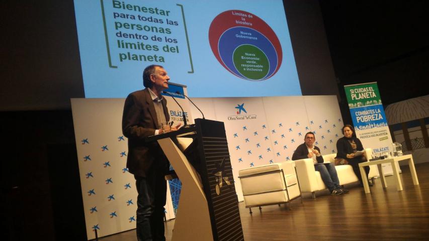 Otra imagen de Victor Viñuales el día del evento. Foto Marta Isabel González/Manos Unidas
